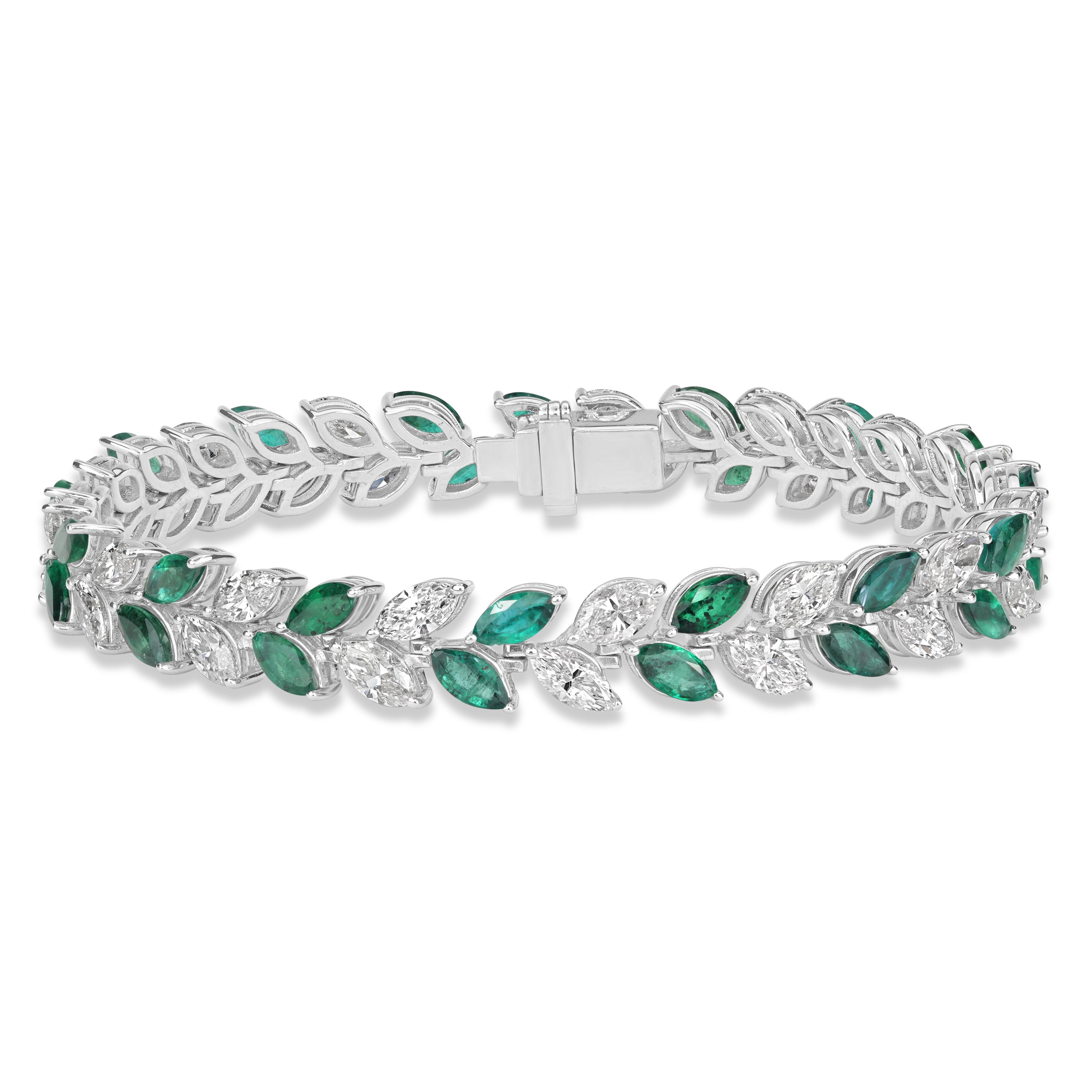 8.11 ct Diamond and 8.78 ct Emerald Bracelet in 18K White Gold