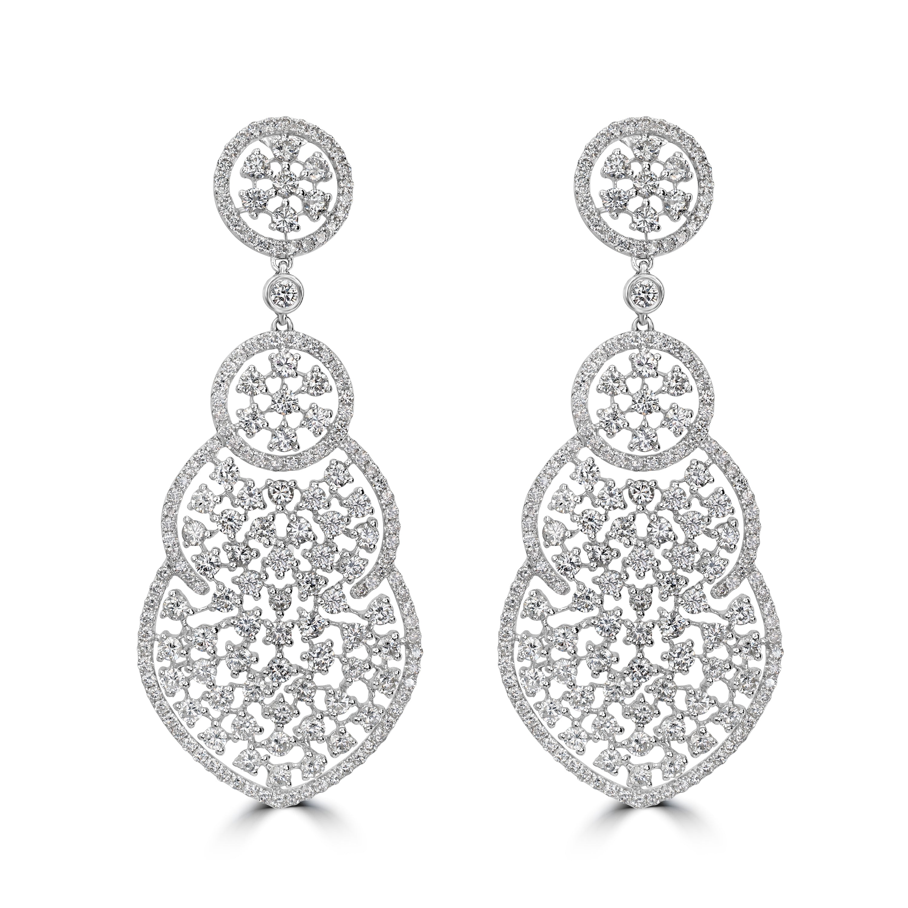 9.00 ct Dangling Diamond Earring in 18K White Gold