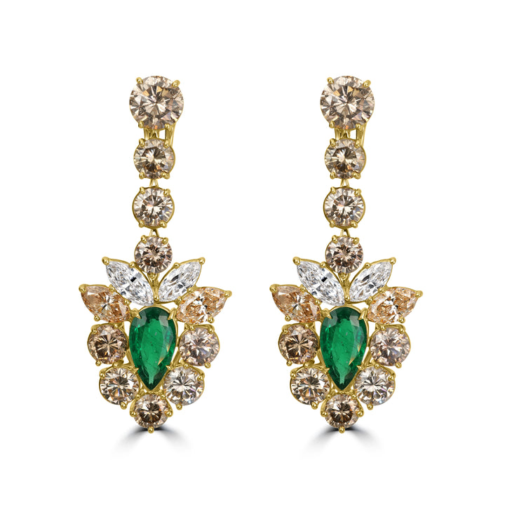 3.88 ct Emerald & Diamond Dangling Earring in 18K Yellow Gold