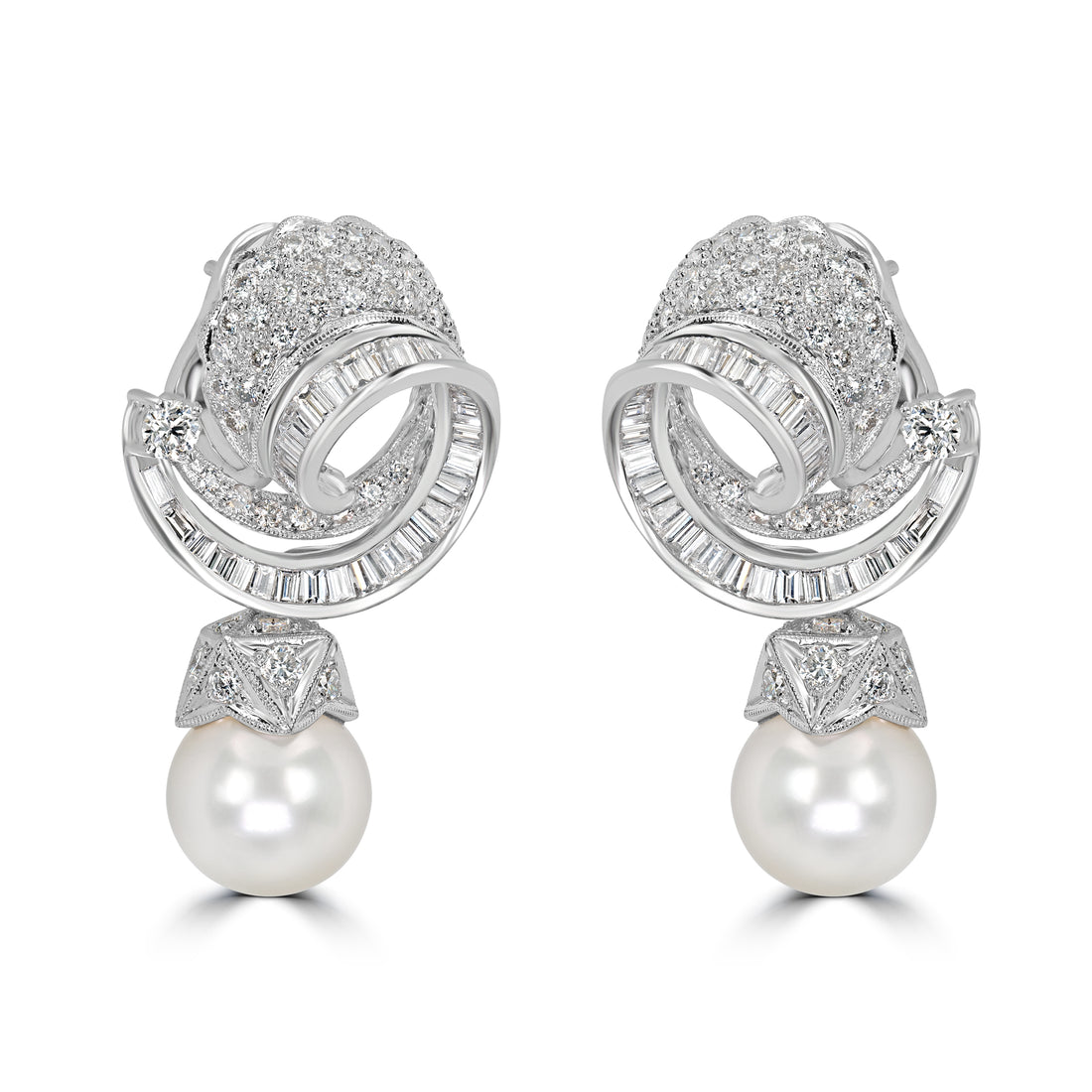 5.18 ct Diamond & Pearl Earring in Platinum