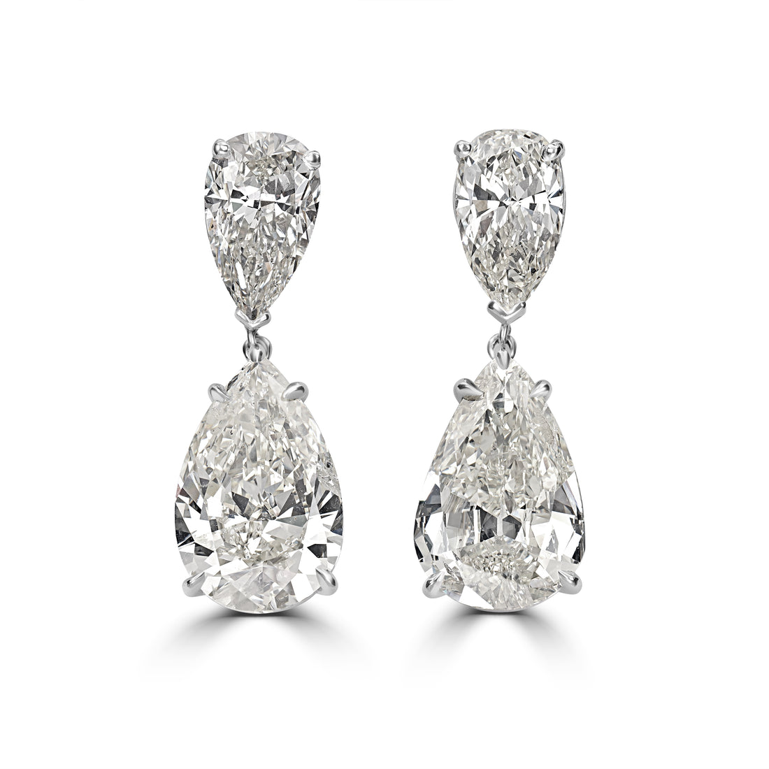 16.17 ct Diamond Earring in 18K White Gold