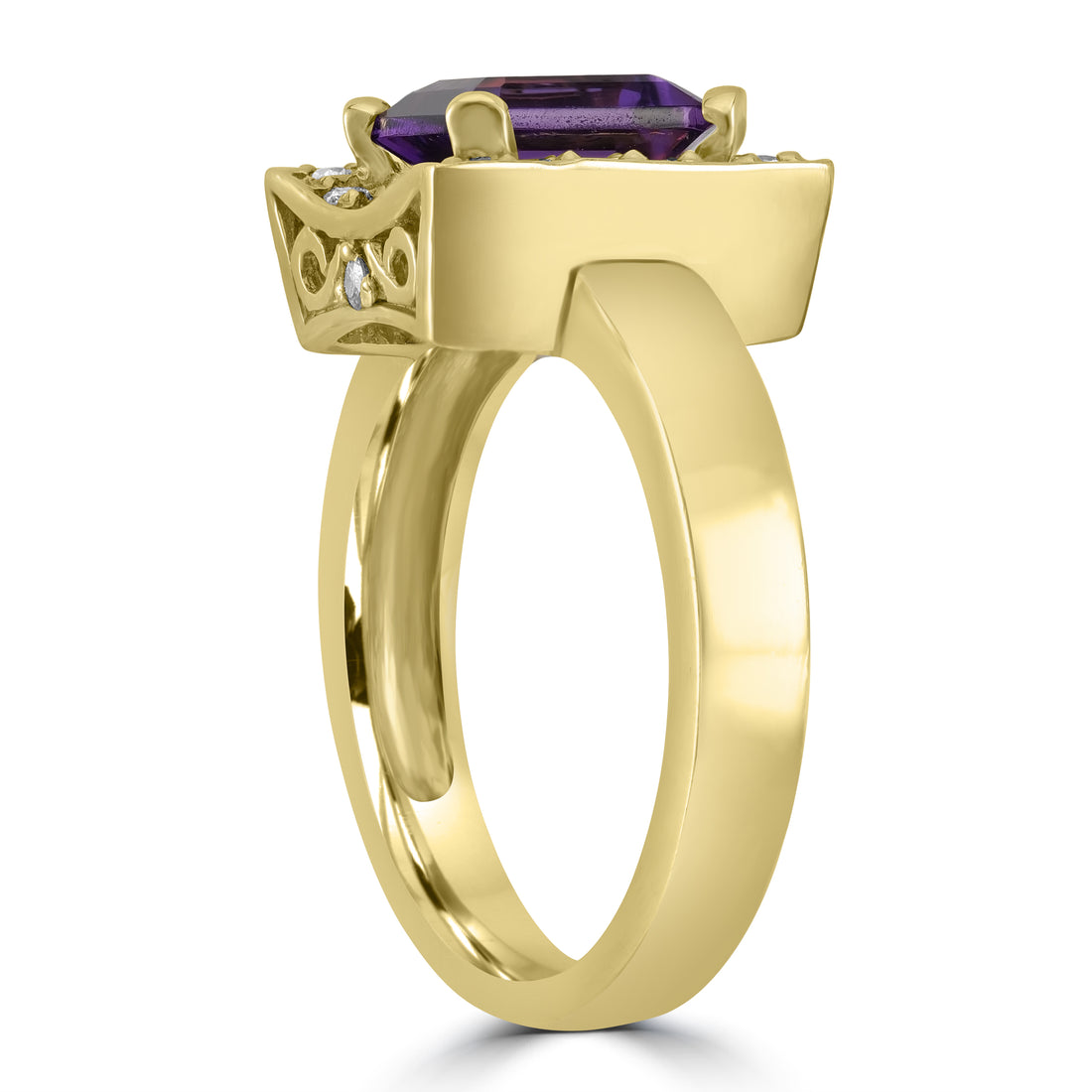 2.00ct Amethyst Gemstone & Diamond Ring in 14K Yellow Gold