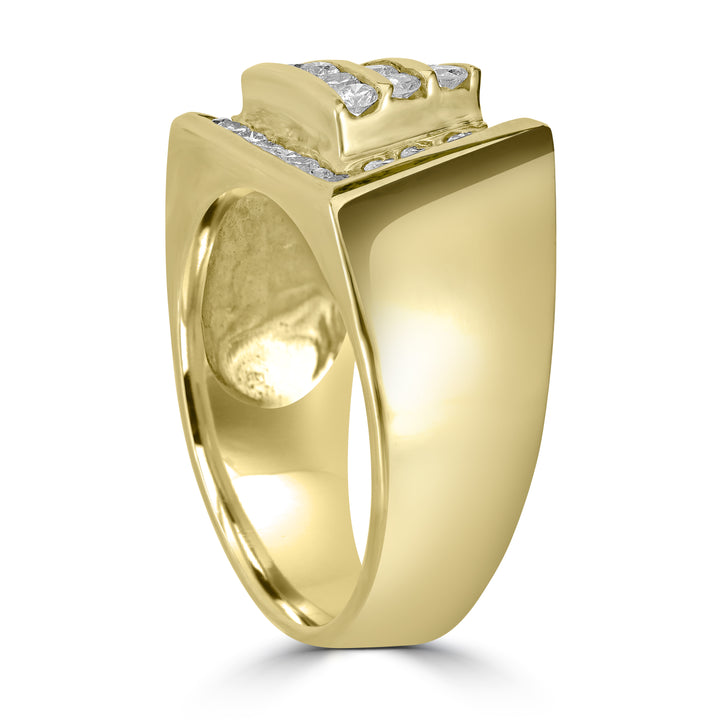 Geometric Diamond Ring in Yellow Gold