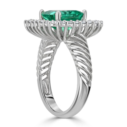 2.74ct Emerald Gemstone & Diamond Ring