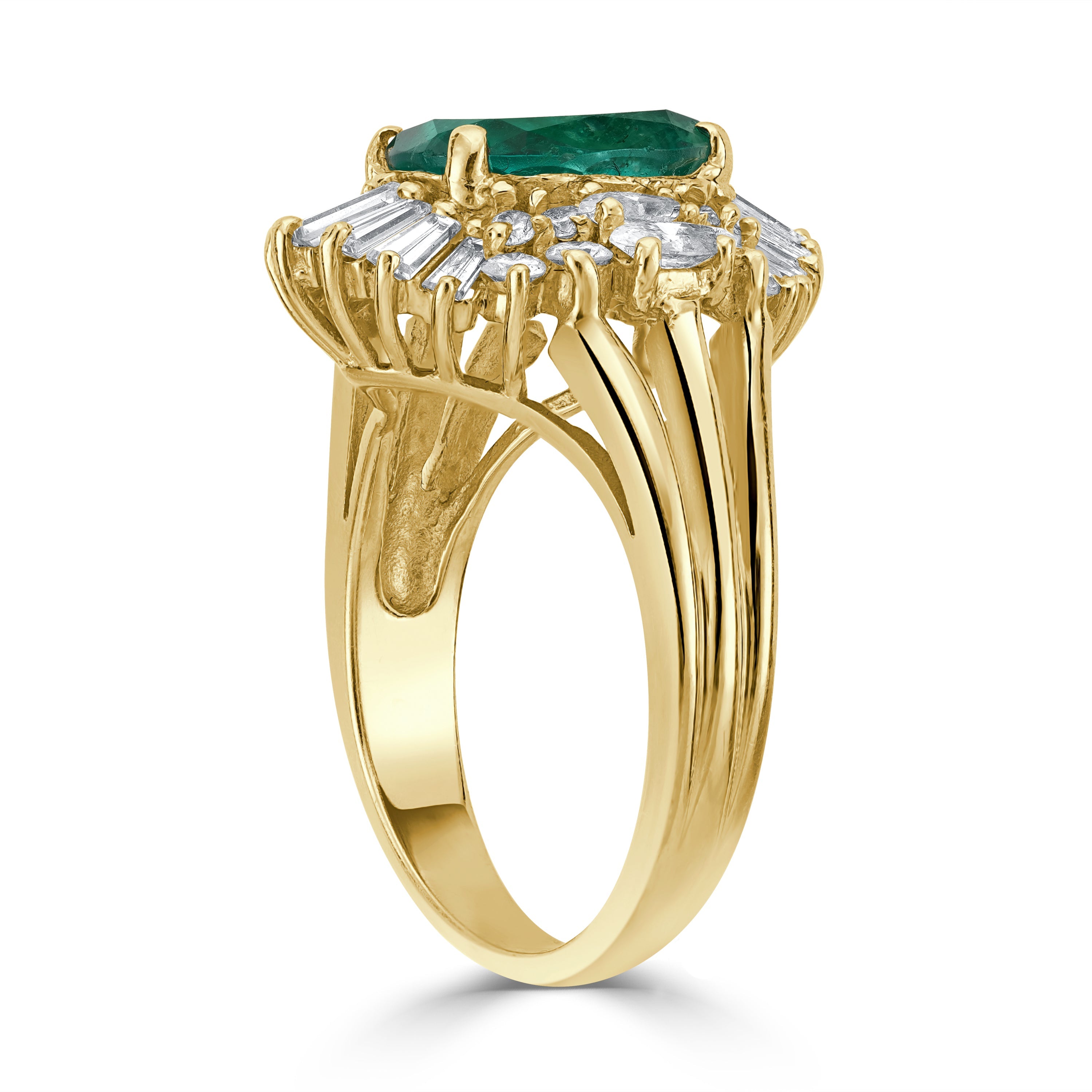 3.53 ct Emerald & Diamond Ring in 14K Yellow Gold