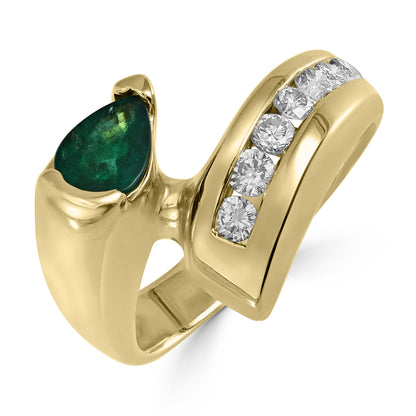 0.70ct Emerald Gemstone & Diamond Ring