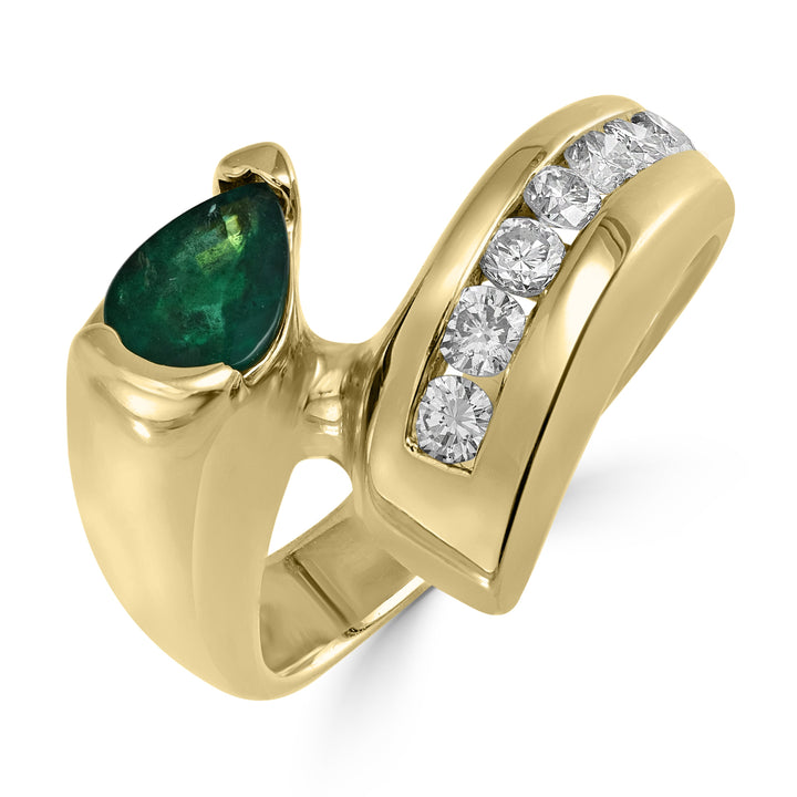 0.70 ct Emerald Gemstone & Diamond Ring in 14K Yellow Gold