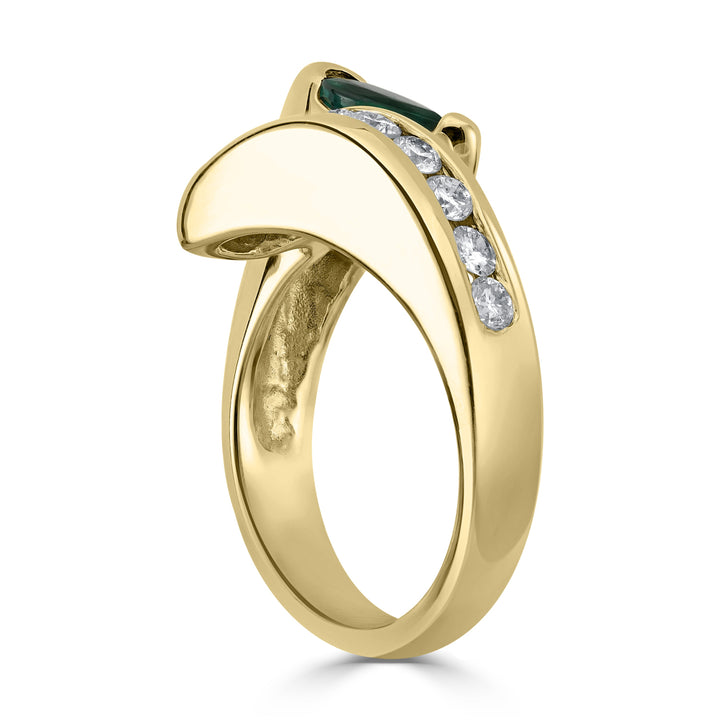0.70 ct Emerald Gemstone & Diamond Ring in 14K Yellow Gold