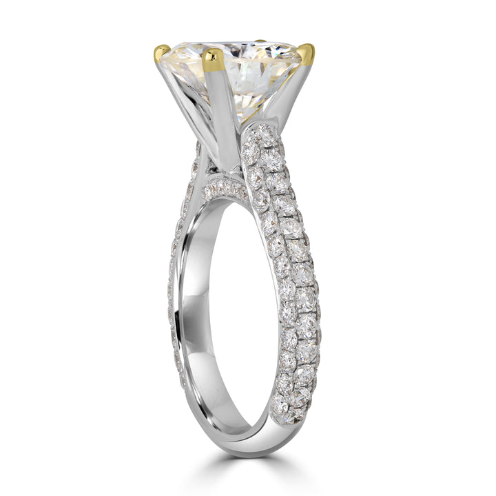 4.54 ct Solitaire Round Diamond Engagement Ring in 18K White Gold - EGL Certified