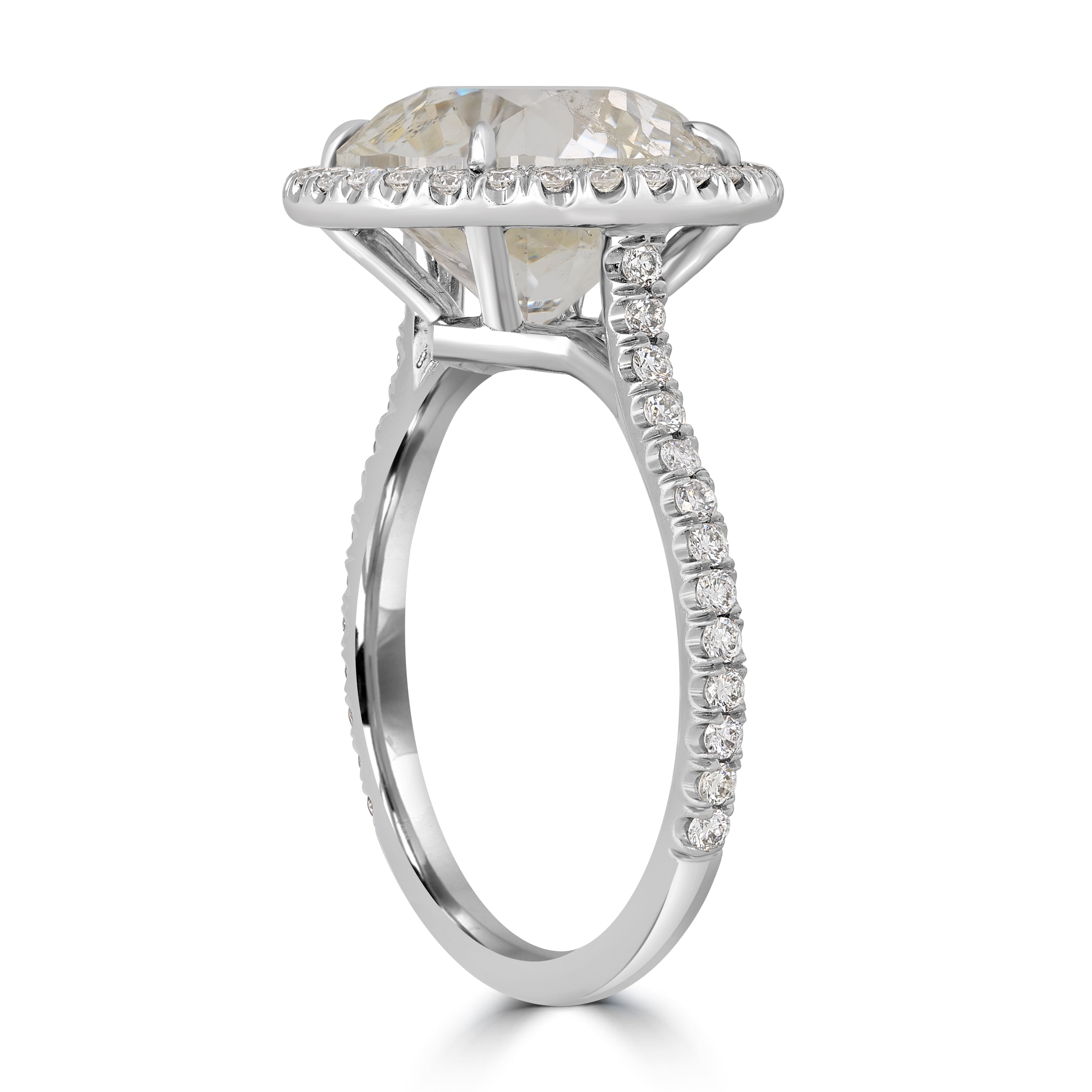 6.05 ctw Solitaire Round Engagement Ring in Platinum
