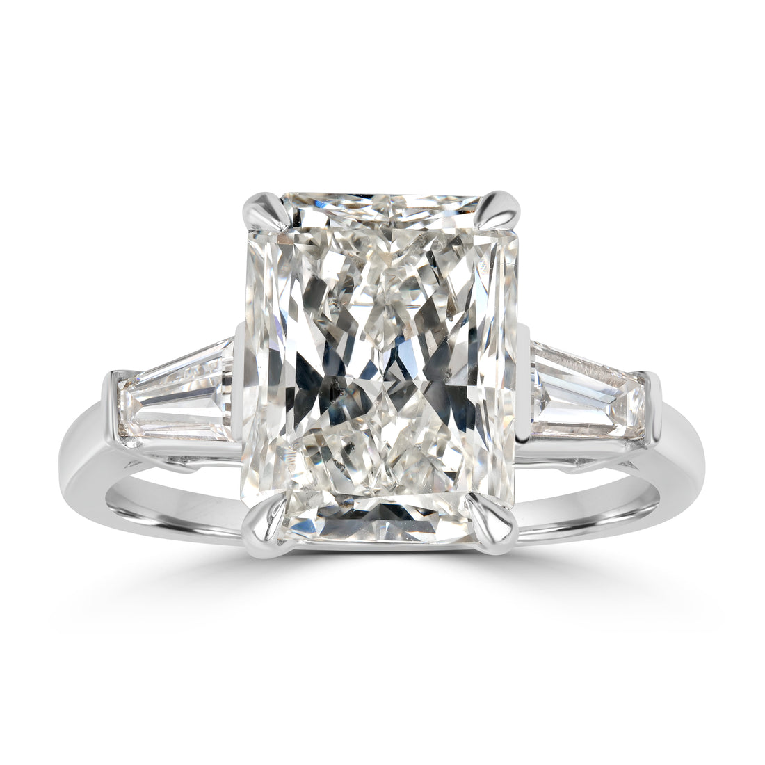 4.02 ct Solitaire Radiant Diamond Engagement Ring in Platinum - EGL Certified