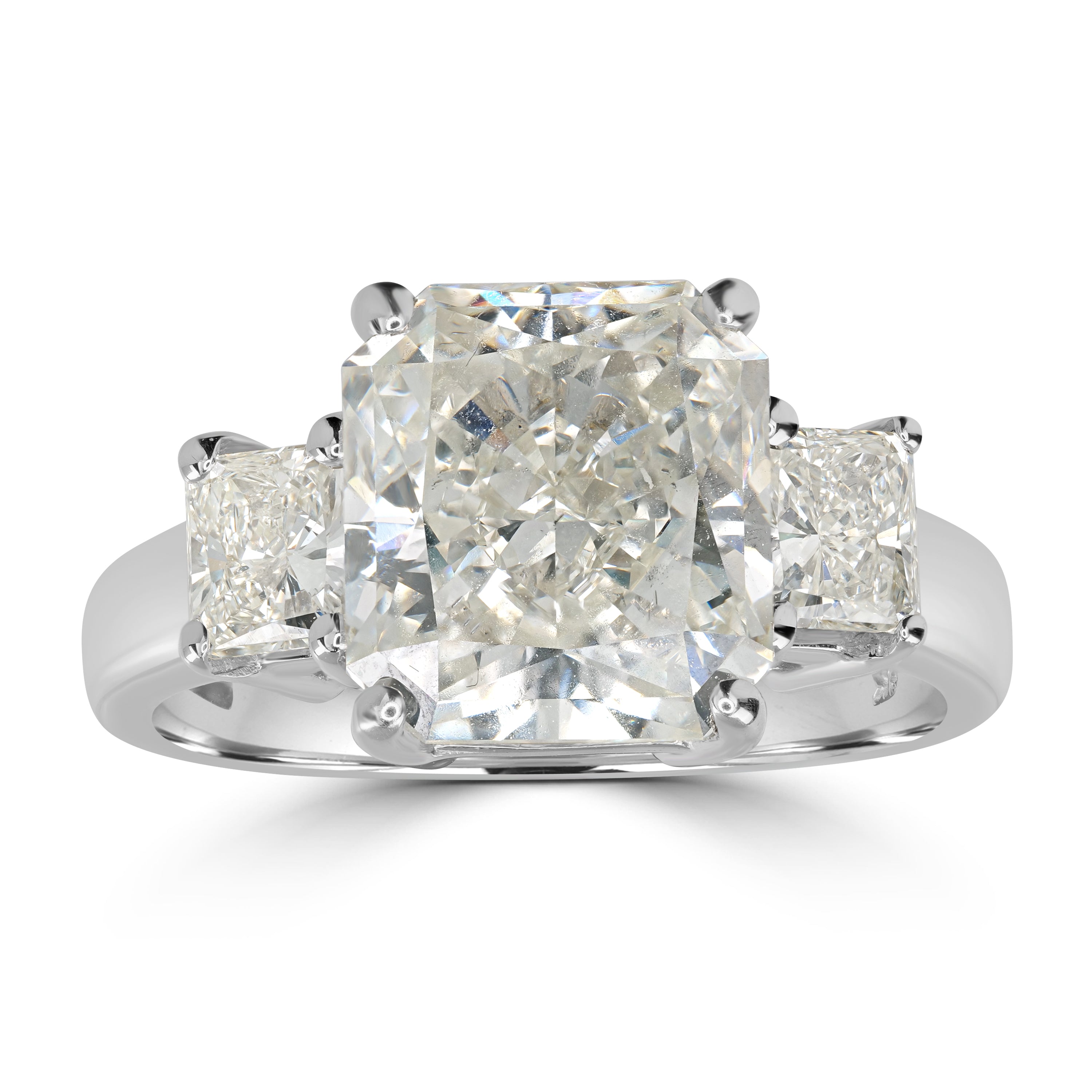 5.95 ctw Solitaire Radiant Diamond Engagement Ring in 18K White Gold - EGL Certified