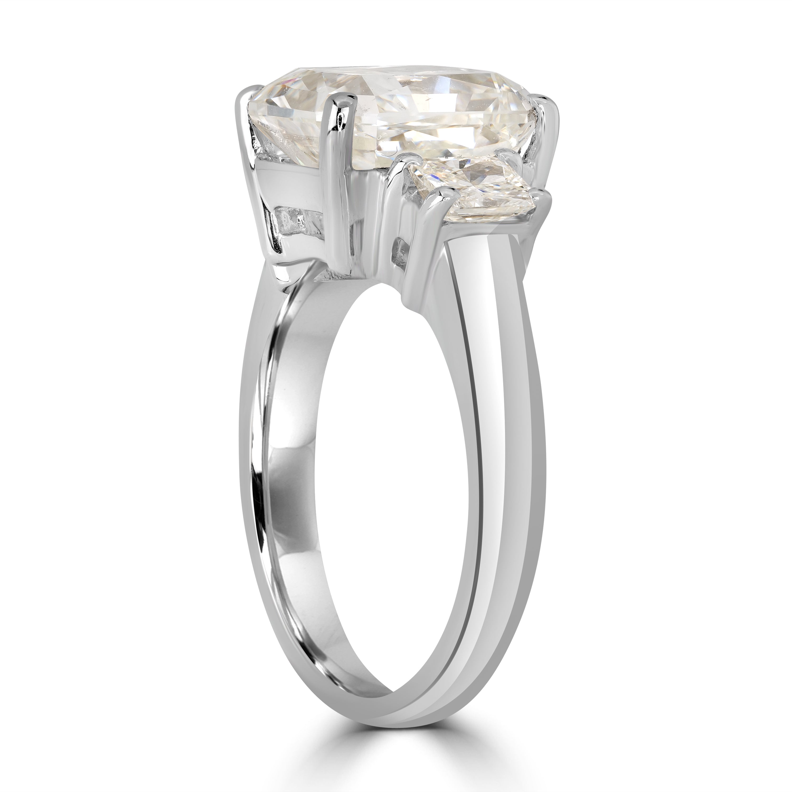 5.95 ctw Solitaire Radiant Diamond Engagement Ring in 18K White Gold - EGL Certified