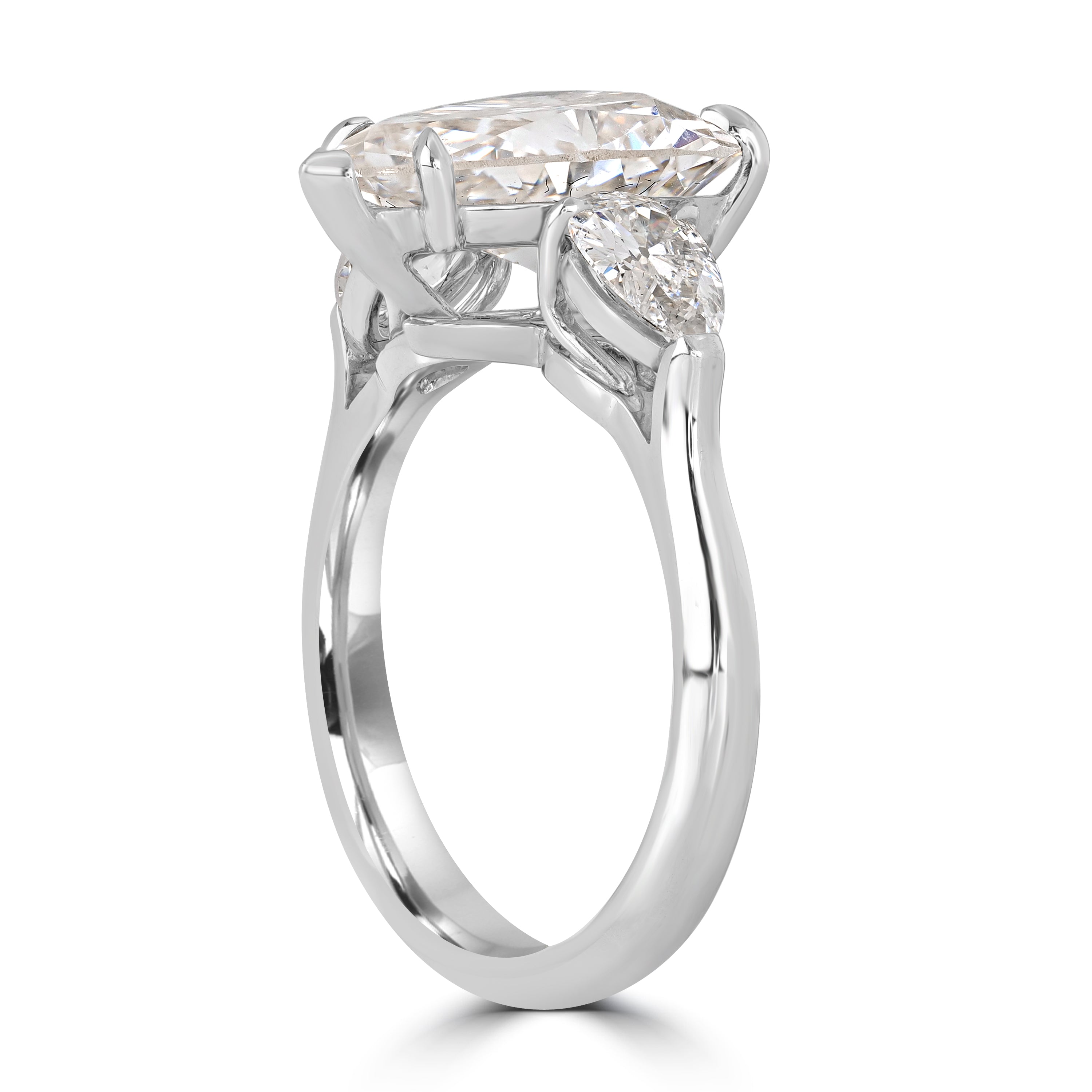 4.46 ctw Solitaire Heart Shape Engagement Ring in Platinum - GIA Certified