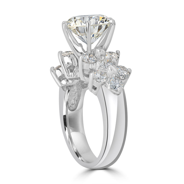 4.01 ct Solitaire Round Diamond Ring in 18K White Gold - EGL Certified