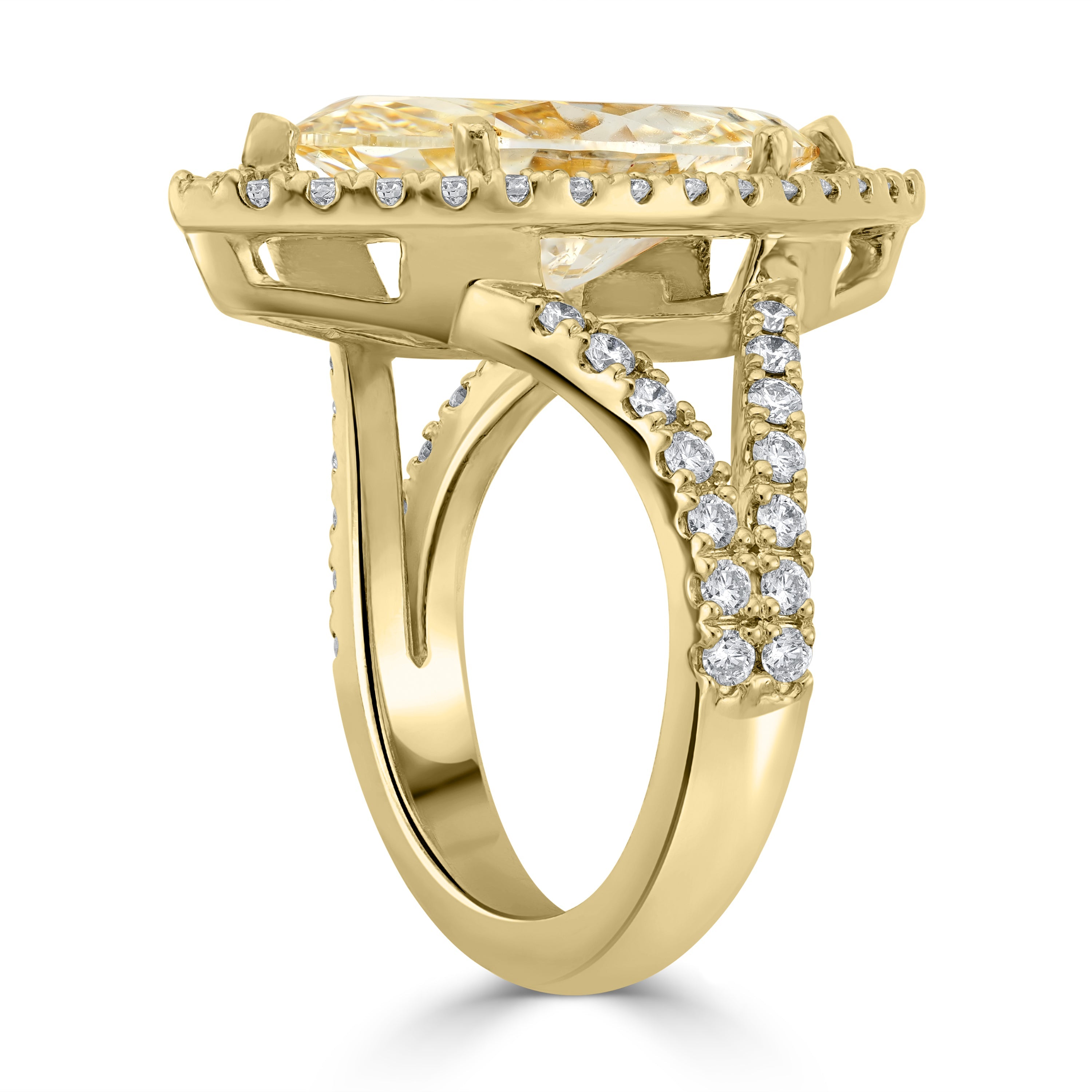 5.03 ct Solitaire Marquise Diamond Engagement Ring in 14K Yellow Gold - GIA Certified