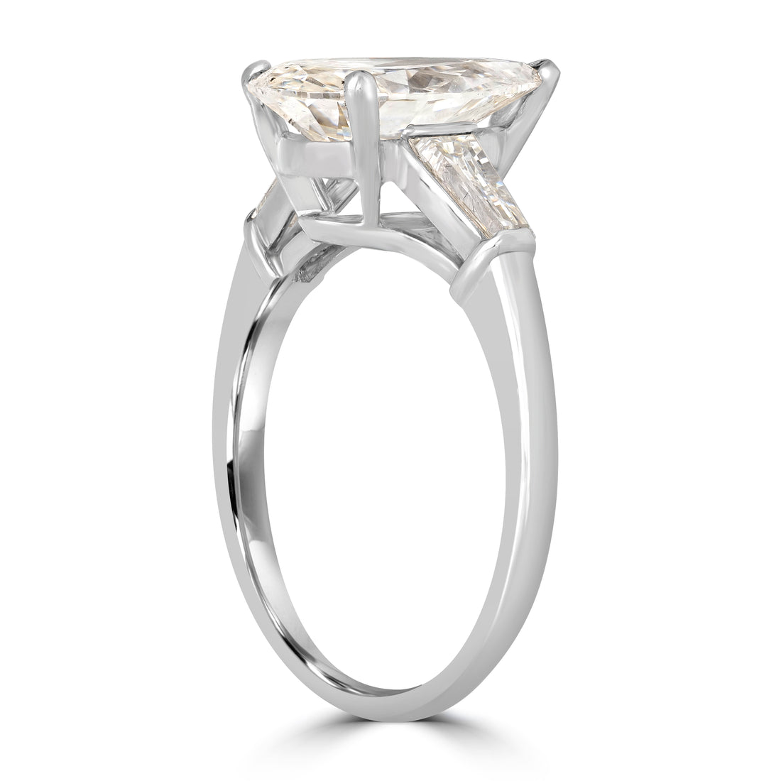 2.07 ct Solitaire Pear Shape Engagement Ring in Platinum