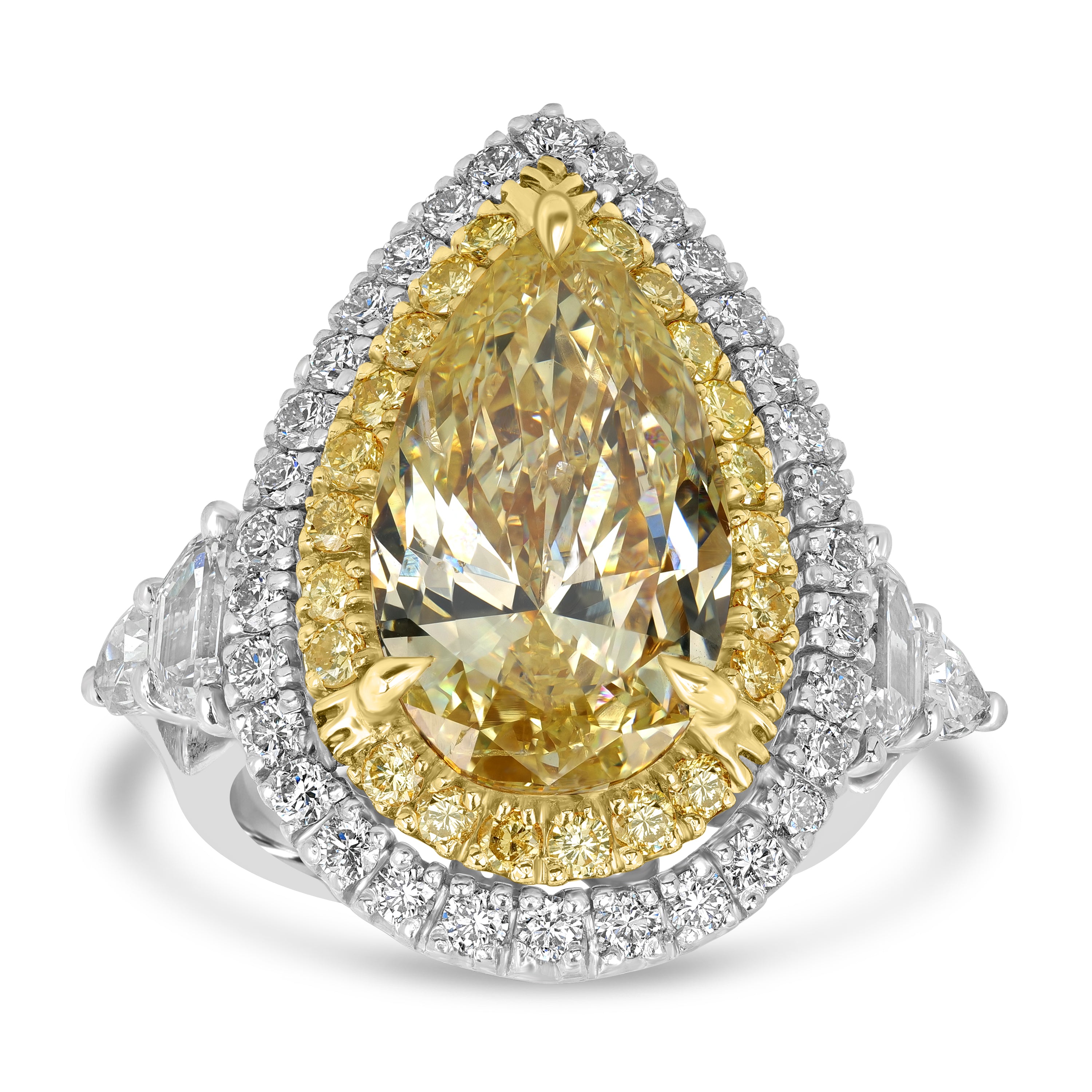 8.85 ct Solitaire Pear Shape Fancy Yellow Diamond Ring - GIA Certified