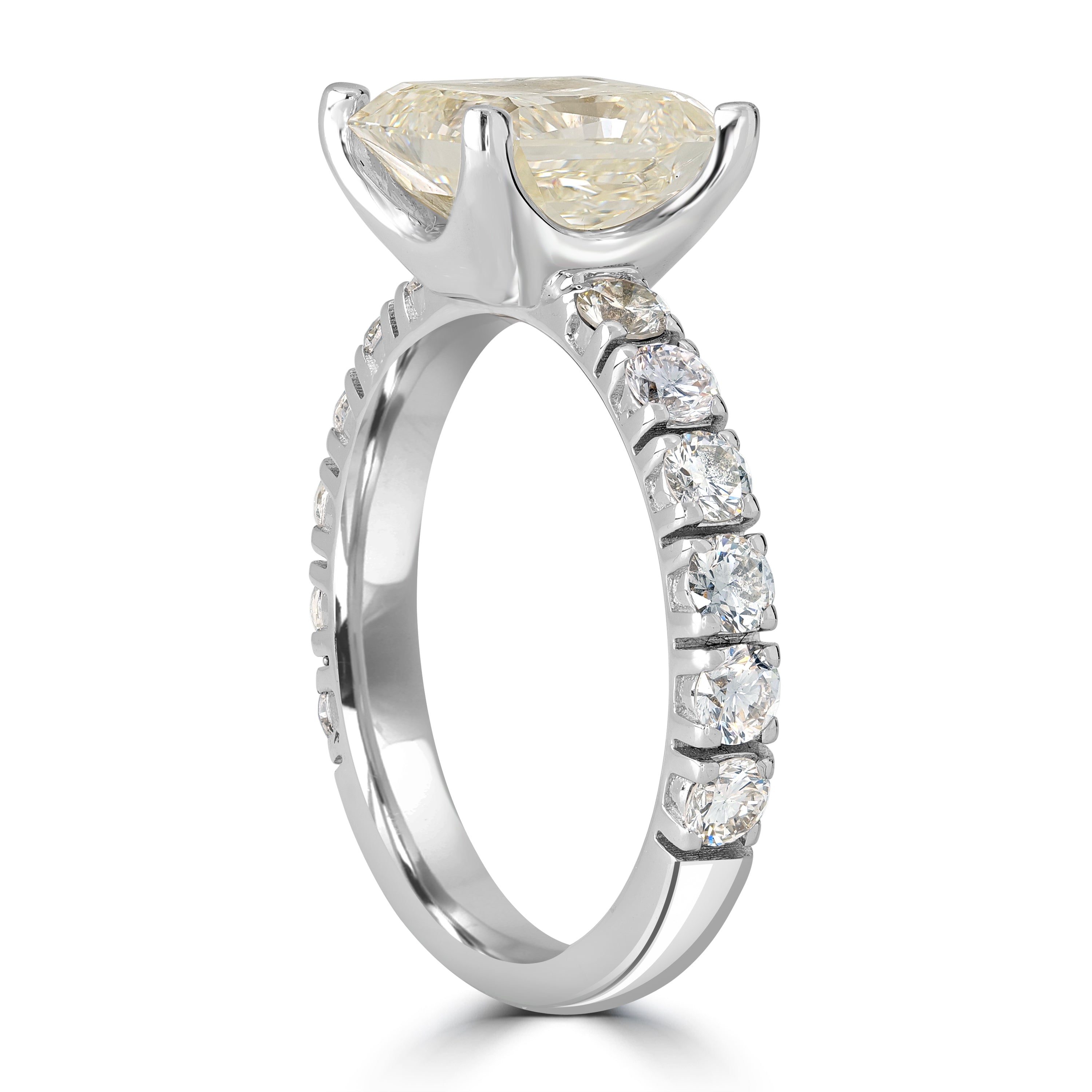 4.18 ctw Solitaire Radiant Cut Diamond Engagement Ring in 18K White Gold -  EGL Certified