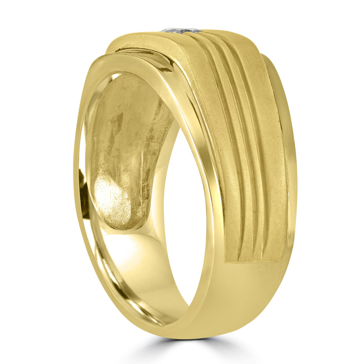 0.15 ct Diamond Ring in 14K Yellow Gold