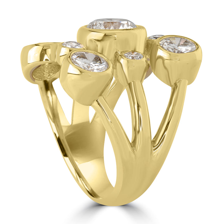5.18 ct Round Diamond Ring in 18K Yellow Gold