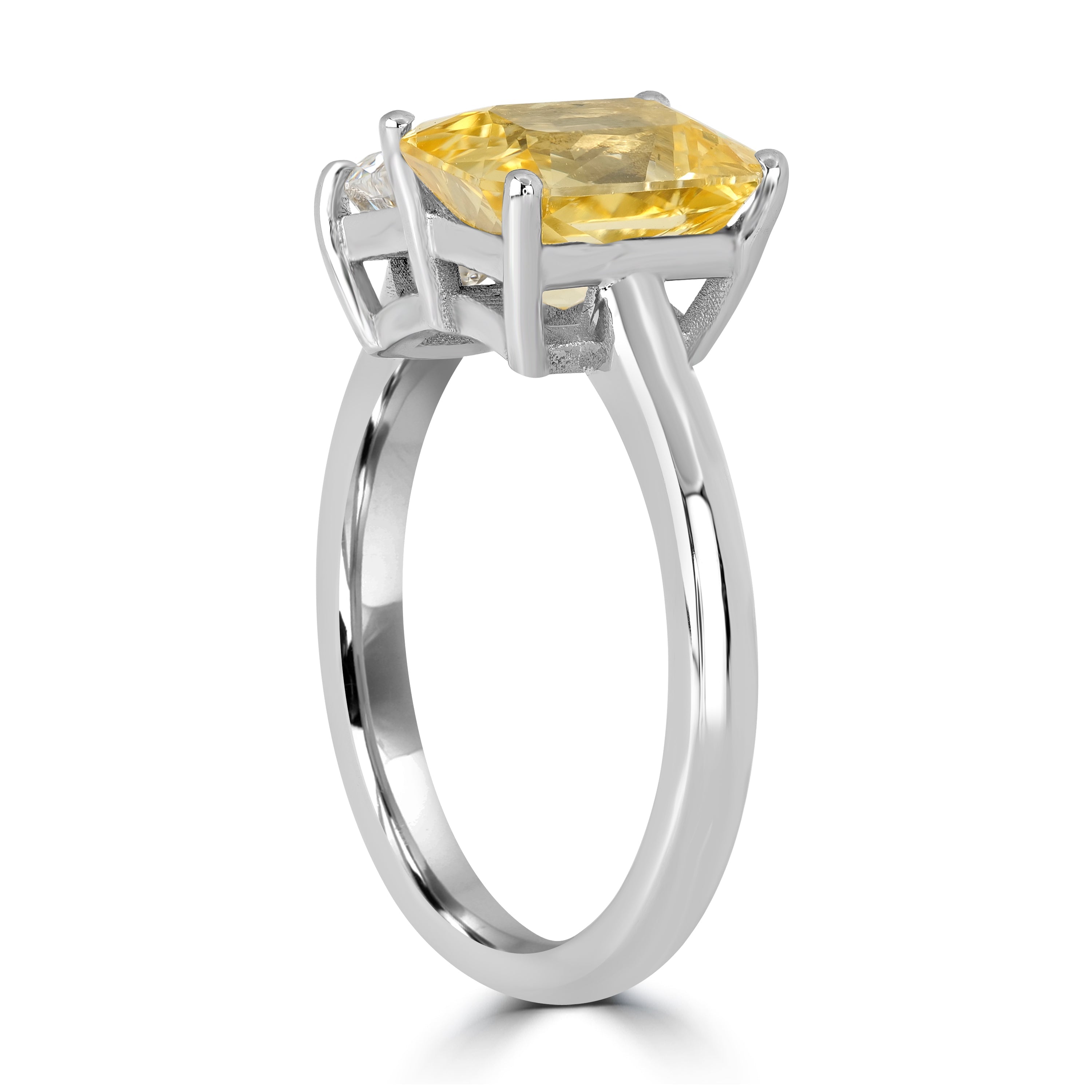 1.11 ct Diamond & 4.03 ct Yellow Sapphire Ring in 18K White Gold - GIA Certified