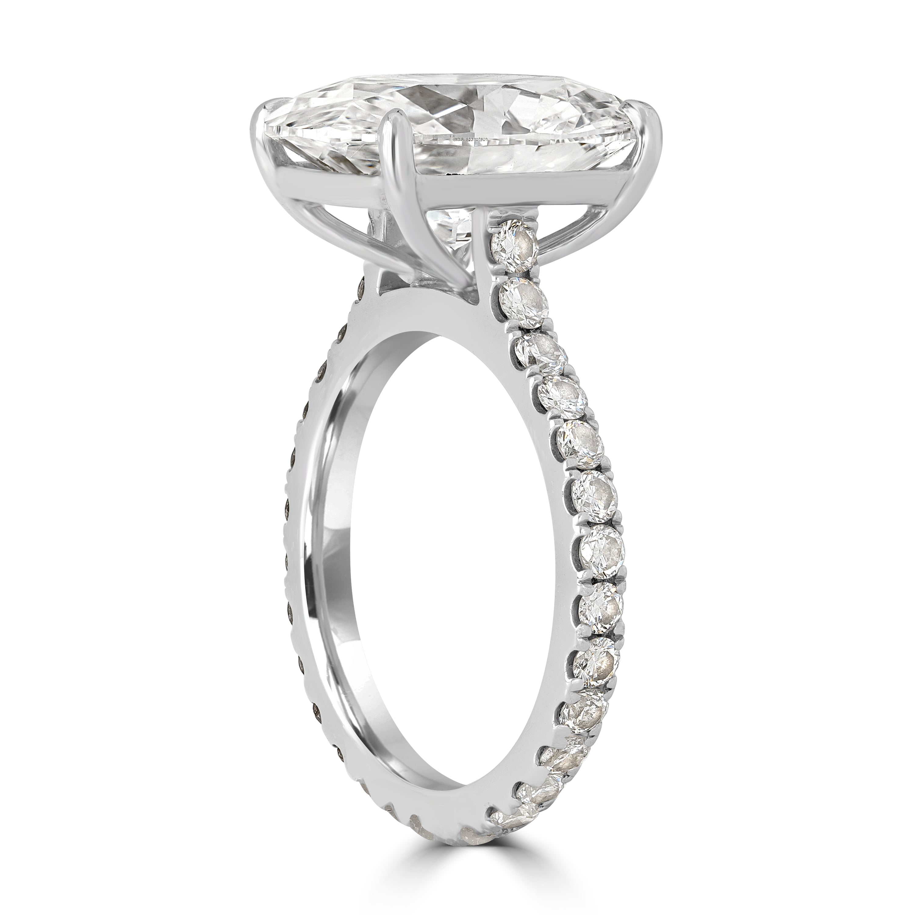 7.07 ctw Solitaire Oval Shape Engagement Ring in Platinum - GIA Certified