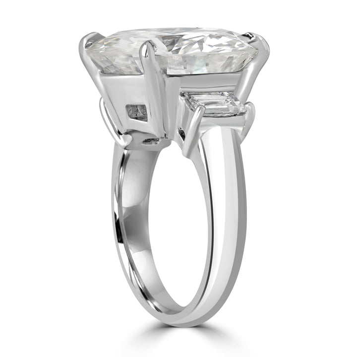 13.22 ct Solitaire Round Diamond Engagement Ring in Platinum -  GIA Certified