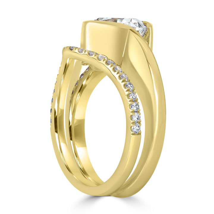 3.01 ct Solitaire Cushion Diamond Ring in 18K Yellow Gold
