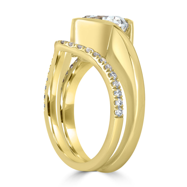 3.35 ctw  Solitaire Cushion Diamond Ring in 18K Yellow Gold