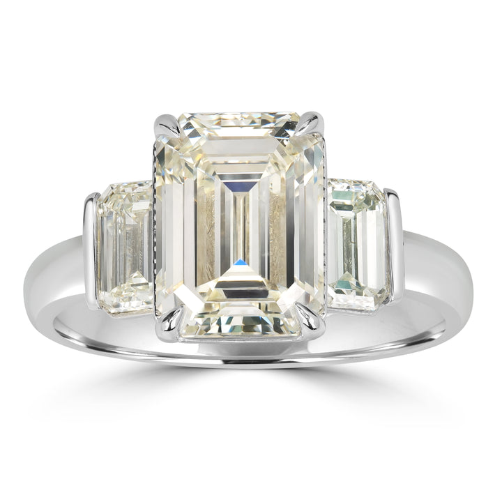 4.00 ct Solitaire Emerald Cut Diamond Engagement Ring in Platinum - GIA Certified
