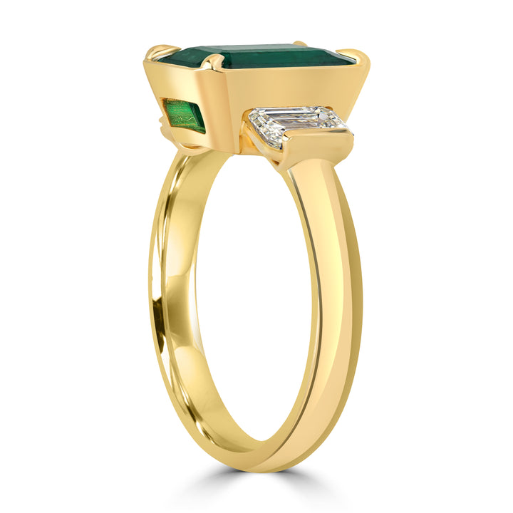 2.18 ct Green Emerald & Diamond Engagement Ring in 18K Yellow Gold