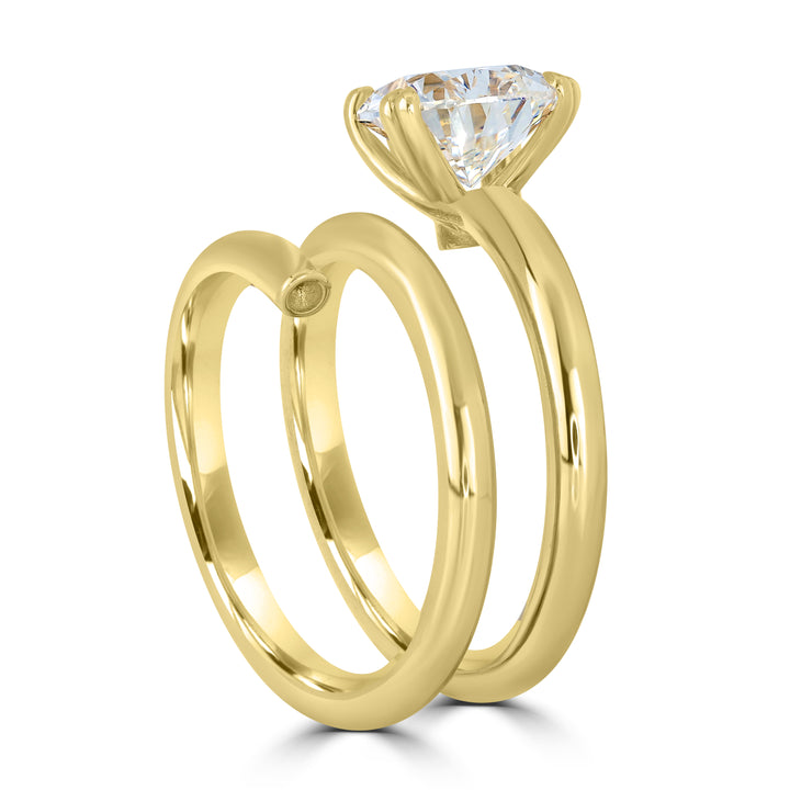 3.29 ct Solitaire Pear Shape Diamond Ring in 18K Yellow Gold - GIA Certified