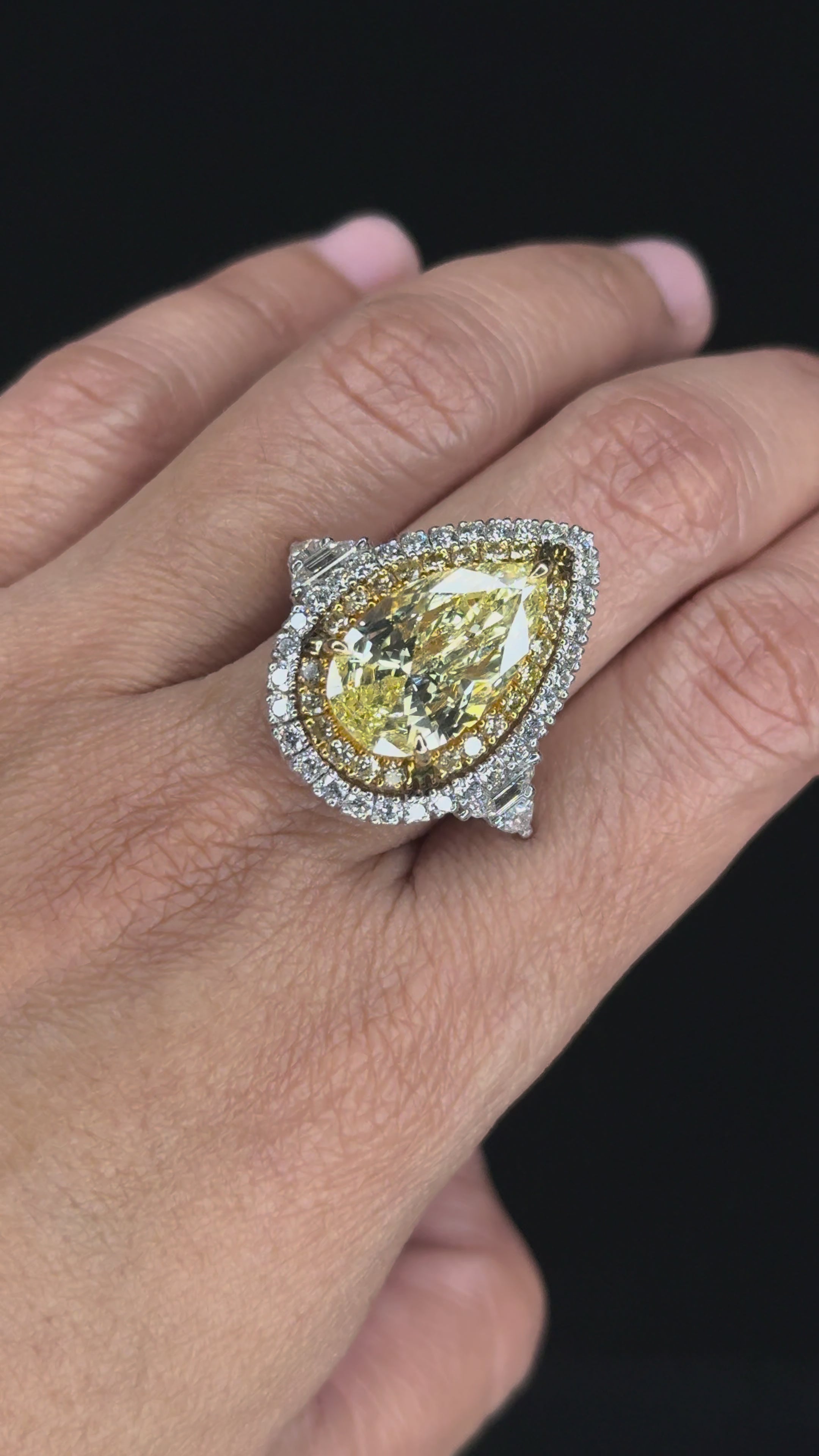 8.85 ct Solitaire Pear Shape Fancy Yellow Diamond Ring - GIA Certified