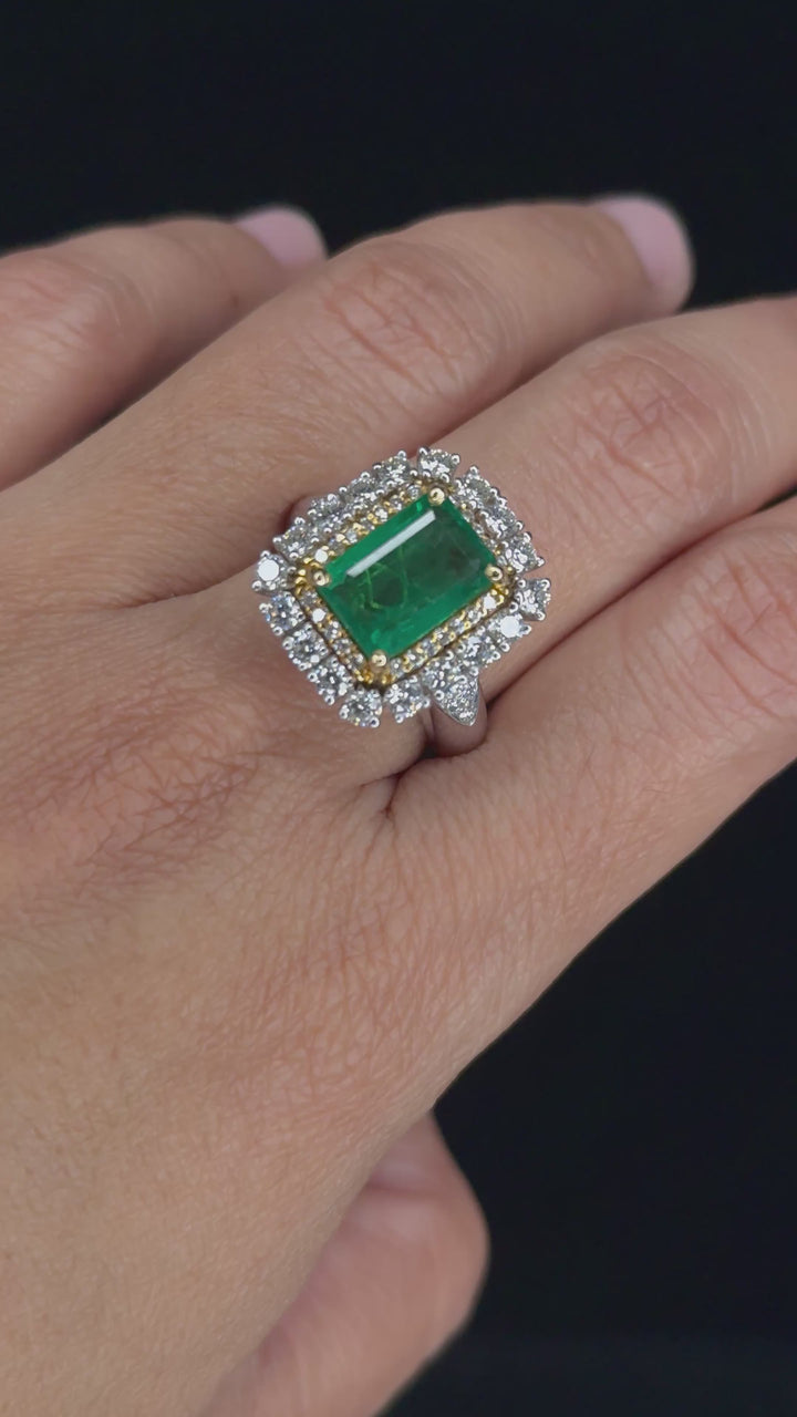3.69 ct Emerald & 1.23 ct Diamond Ring in Platinum & 18K Yellow Gold
