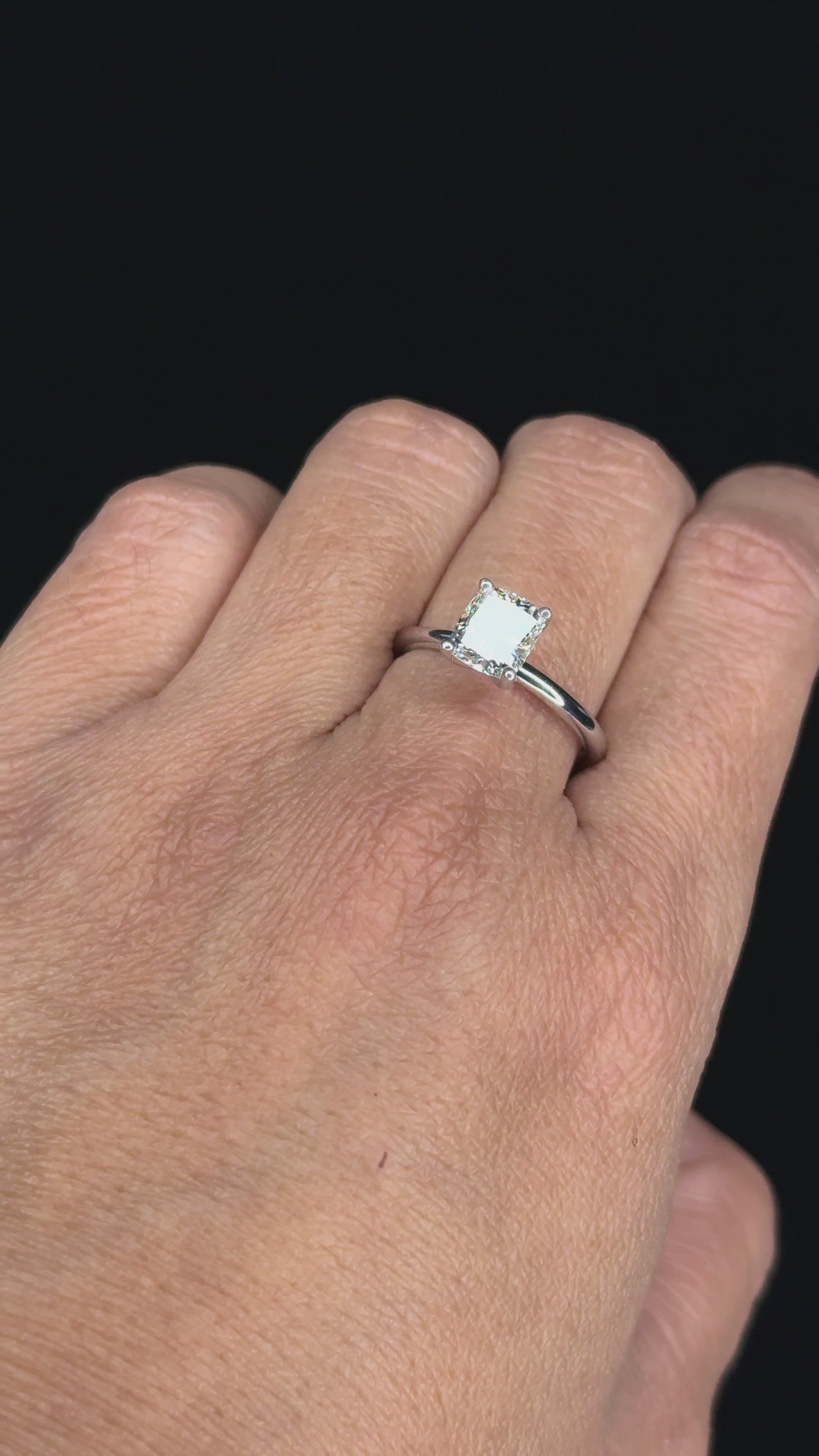 1.51 ct Diamond Ring in 18K White Gold - GIA Certified