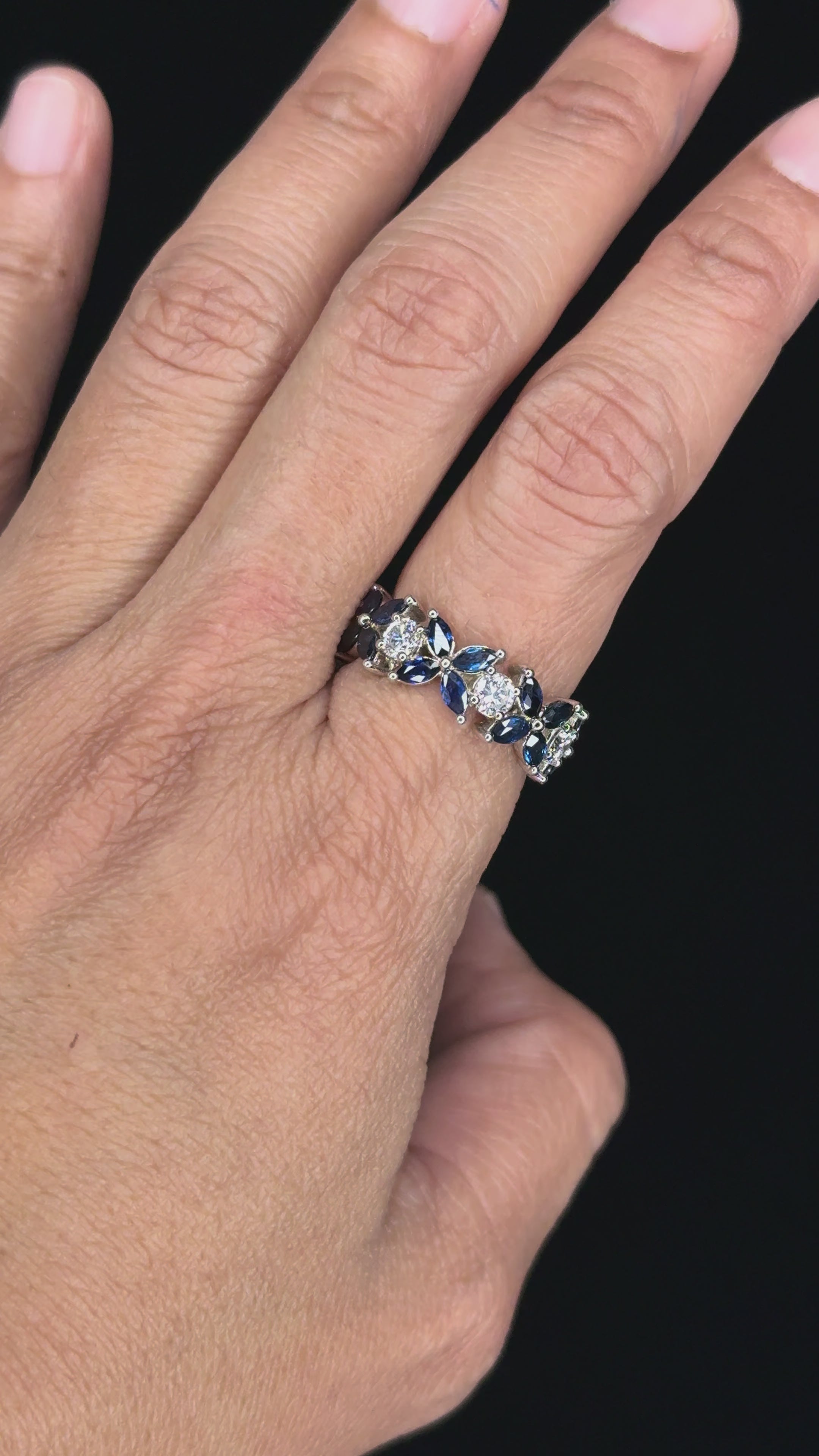 3.26 ct Sapphire & 1.27 ct Diamond Band Ring in 18K White Gold
